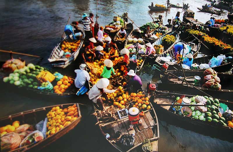 Chợ Nổi Cái Bè – Địa Điểm Mua Sắm Tiền Giang