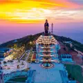 Đi Núi Bà Đen Bằng Xe Khách Hay Thuê Xe Riêng? Nên Chọn Phương Án Nào?